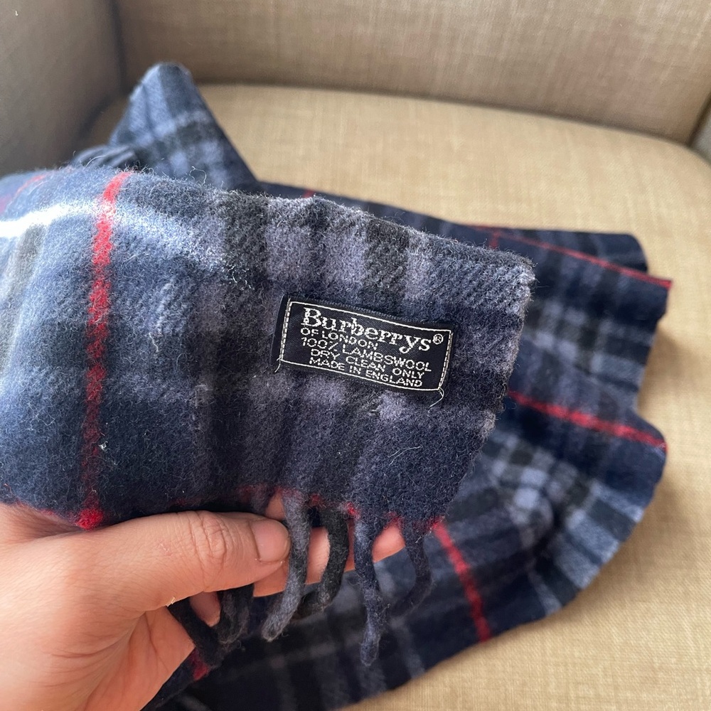 Authentic Burberrys vintage nova check blue wool scarf (F309) - Picture 3 of 7